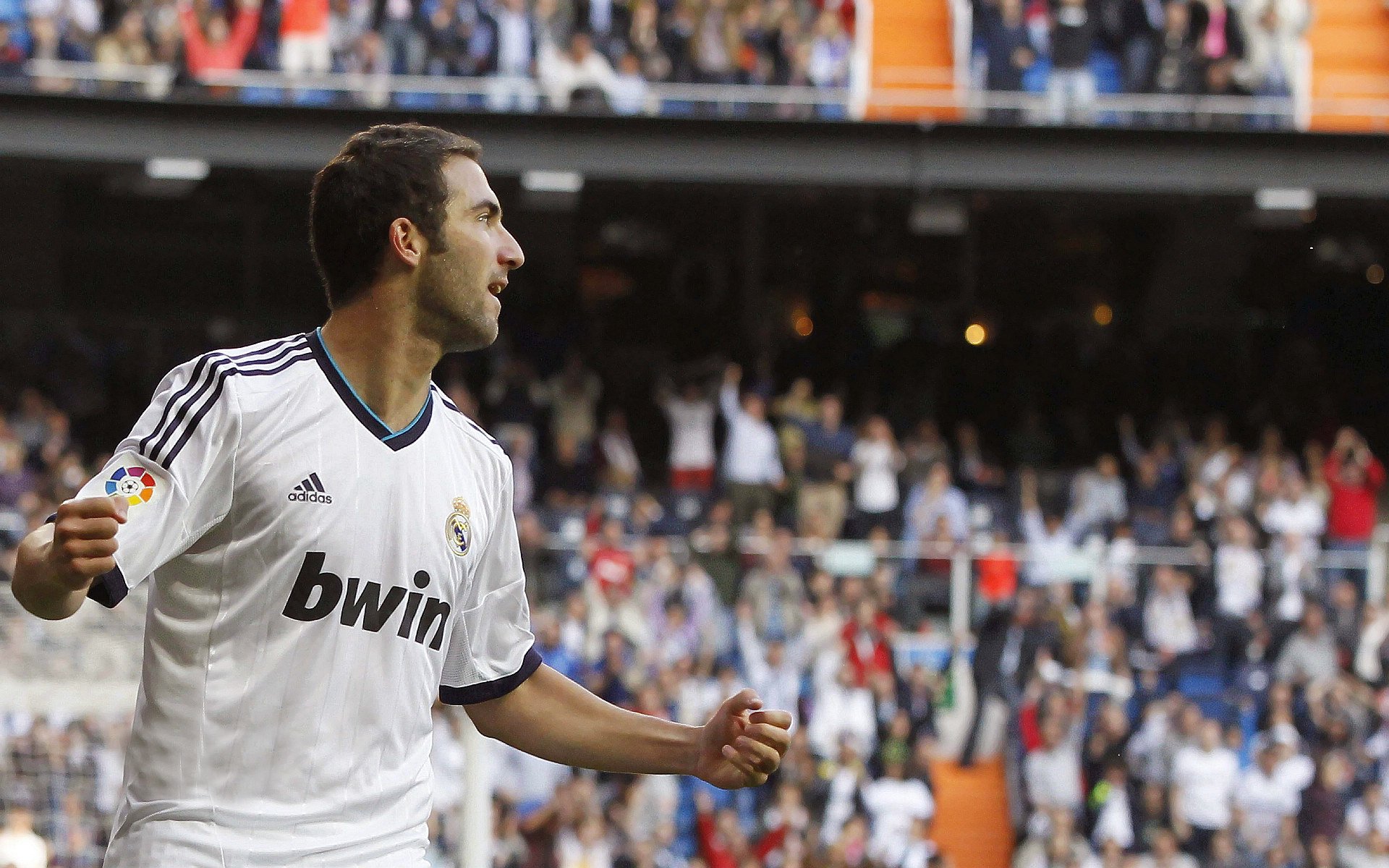 坎特的防守表现助切尔西稳居英超榜首