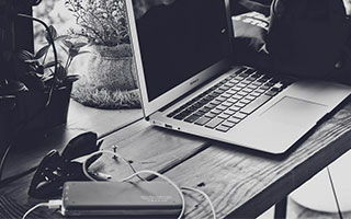 爱游戏体育平台-“青春不散场”青少年篮球公益演唱会在重庆火热举行，为运动注入文艺元素